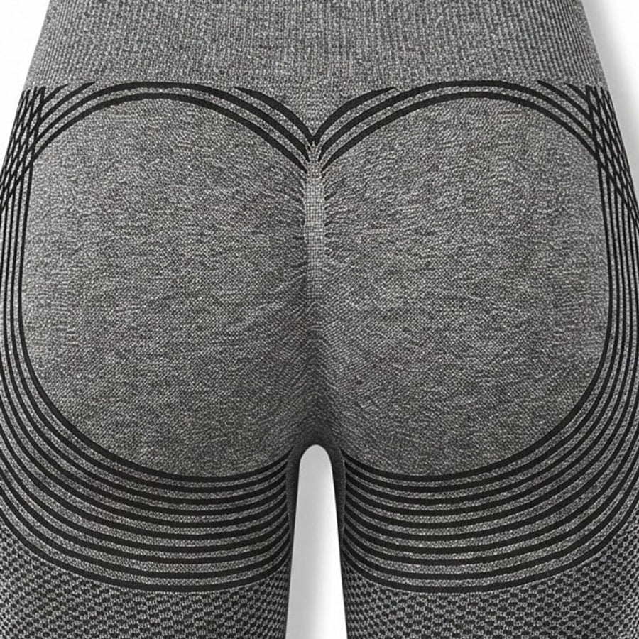 Detail: heart-shaped back seam and contour lines